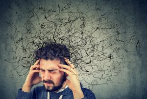 چگونه به هیچ چیز فکر نکنم؟ 10 روش عالی برای خلاصی از وسواس فکری