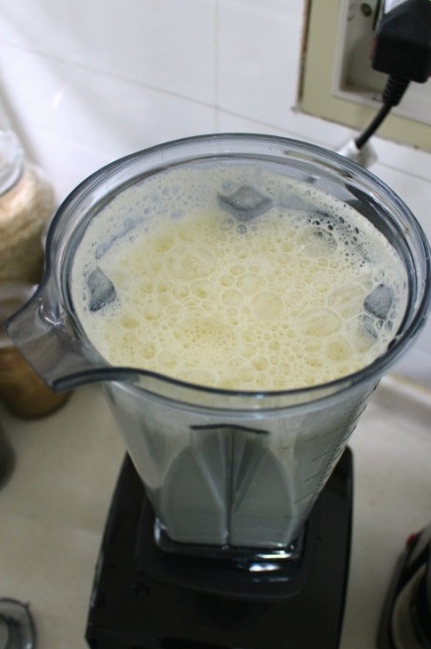 طرز تهیه شیر سویا در خانه