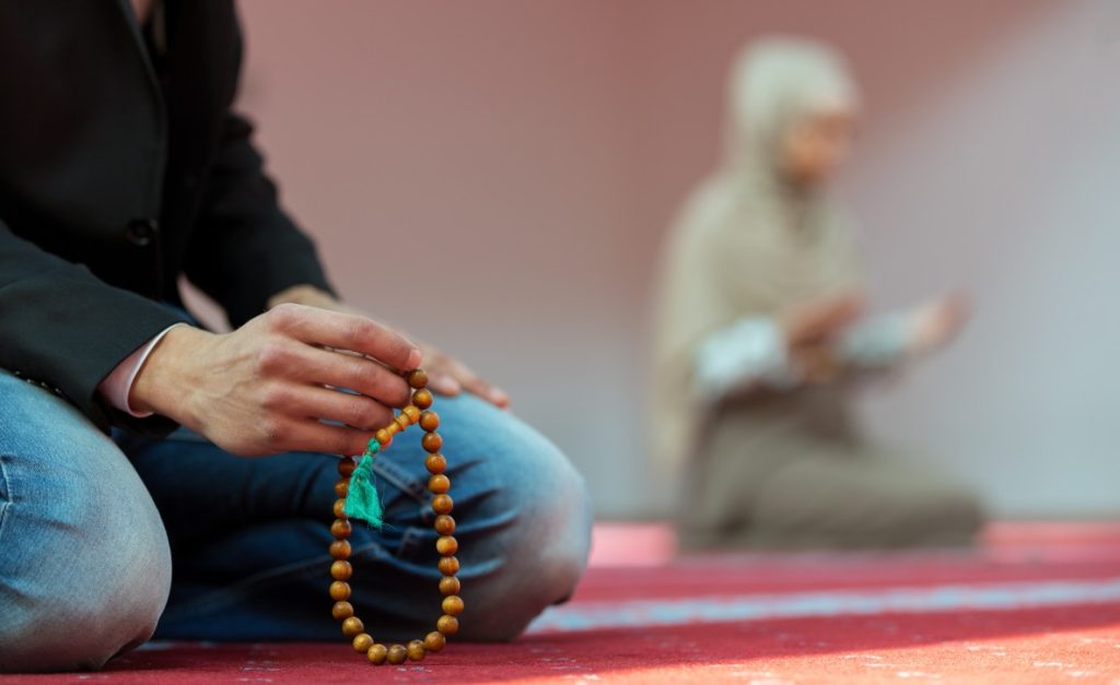 نماز کن فیکون حضرت عباس علیه السلام در مفاتیح چگونه خوانده می شود؟