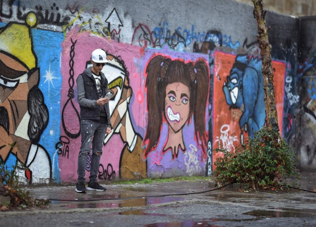 دیوار های گرافیتی شهرک اکباتان