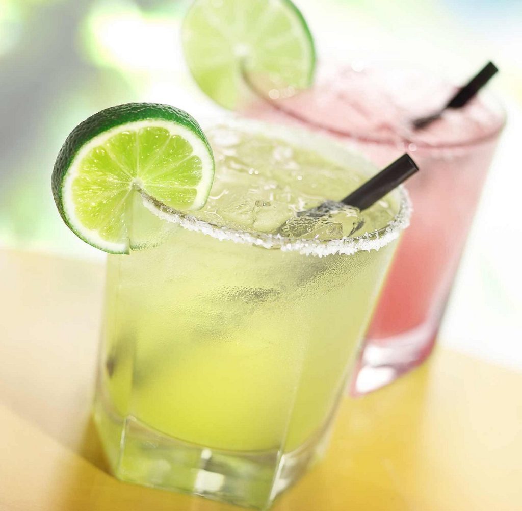 طرز تهیه یخ در بهشت خانگی (با نشاسته، زعفرانی، هندوانه، انبه ای، پرتقالی و …)