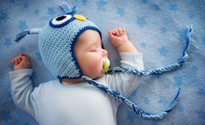 متن لالایی کودکانه؛ لالایی های معروف قدیمی و جدید