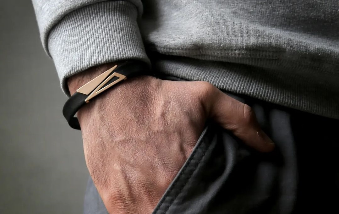 مدل دستبند چرمی طلا مردانه؛ شیک ترین هدیه برای آقایان