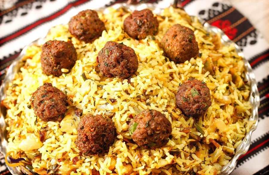 غذای خوشمزه ایرانی: کلم پلو شیرازی
