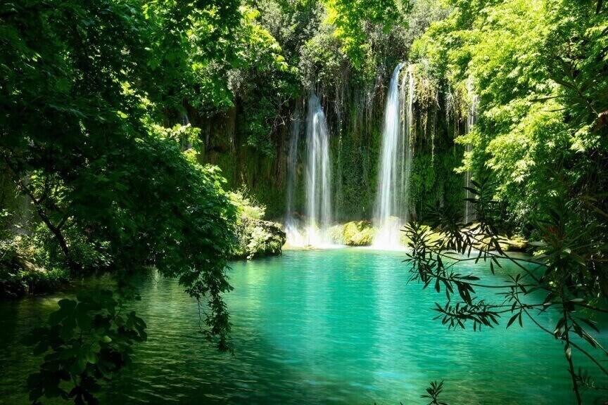آبشار کورسونلو (Kursunlu Waterfall)