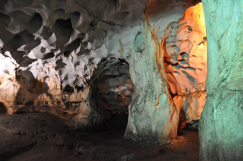 غار کاراین (Karain Cave)