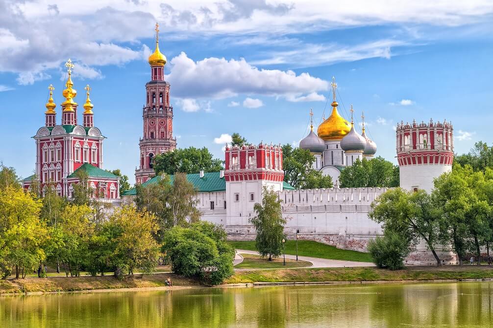 صومعه نوودویچی (Novodevichy Convent)