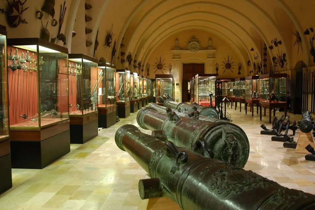 موزه اسلحه کاخ کرملین (Kremlin Armoury)