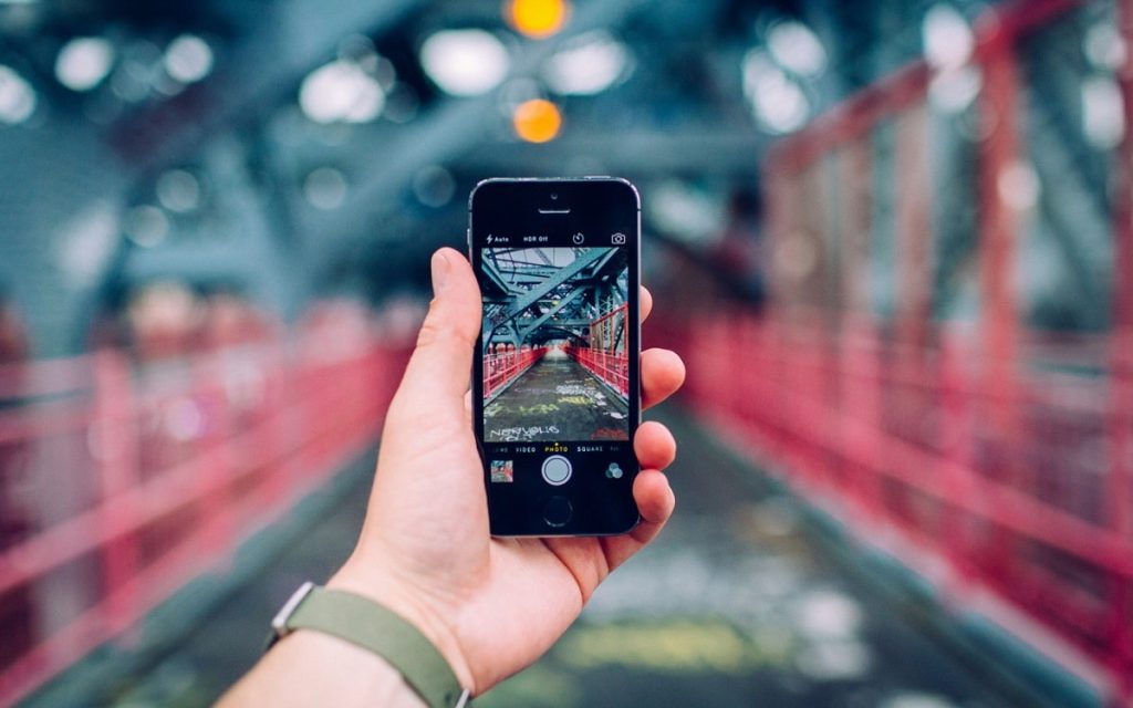 نحوه استفاده از تایمر در دوربین آیفون چگونه است؟