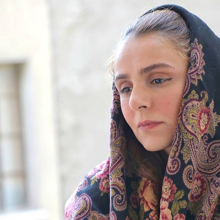 بیوگرافی رویا حسینی بازیگر نقش میجان کلبه ای در مه