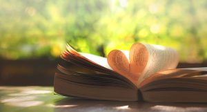 جملات عاشقانه افراد معروف | سخنان عاشقانه از بزرگان