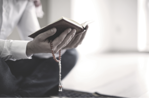 متن دعای علقمه؛ که به خواندن آن بعد از زیارت عاشورا سفارش شده