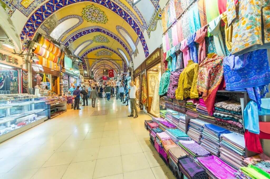 بازدید از بازار های استانبول