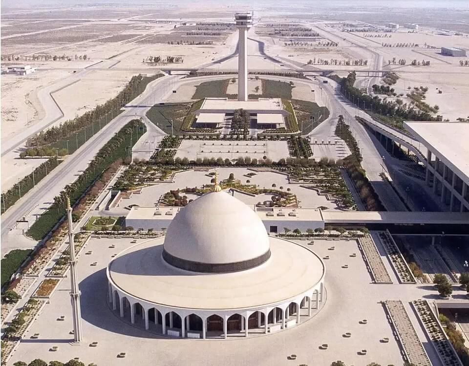 فرودگاه بین المللی ملک فهد (DMM) – 776 کیلومتر مربع