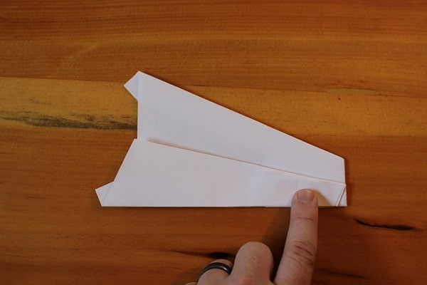 آموزش ساخت هواپیما کاغذی