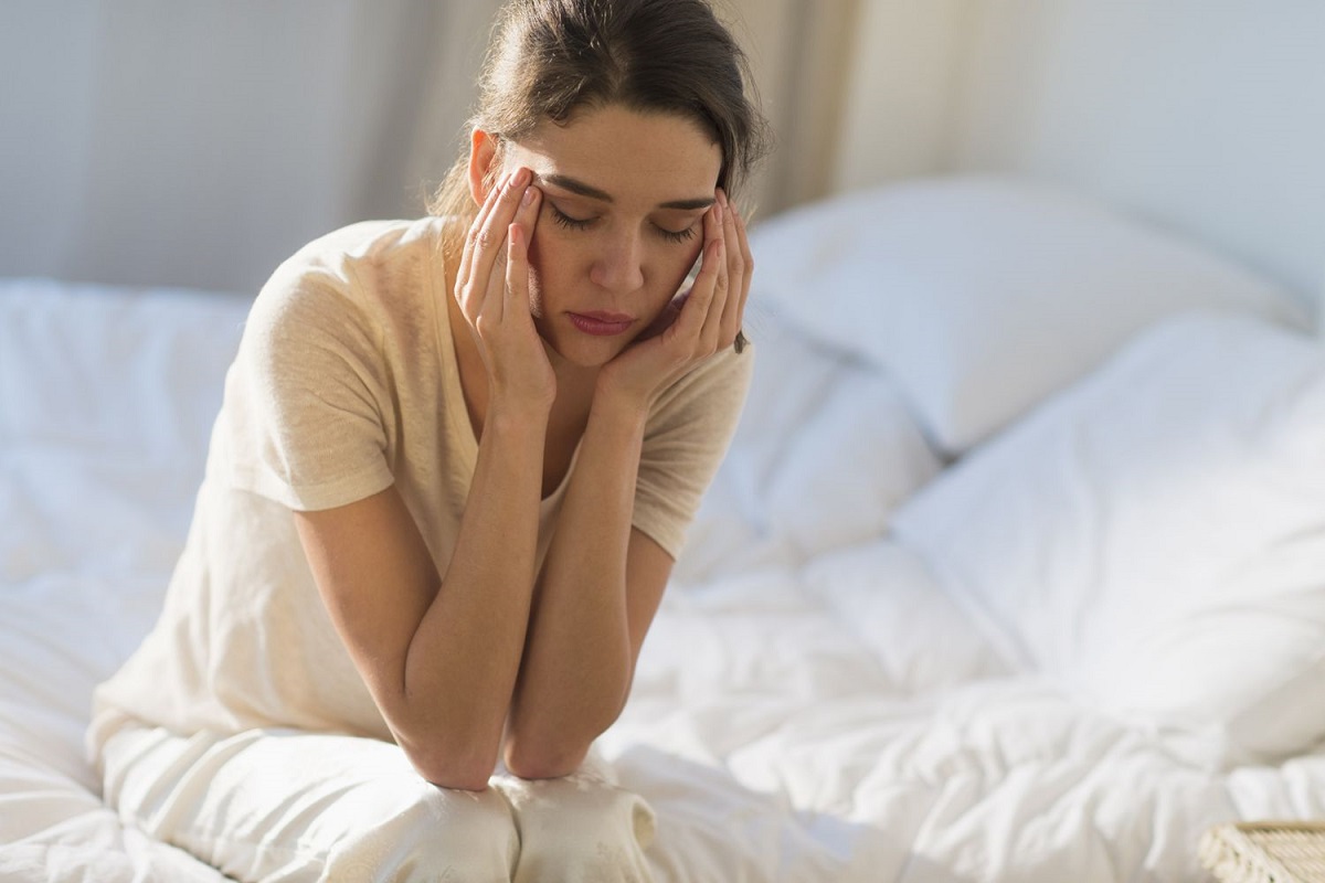 علت سردرد بعد از بیدار شدن از خواب