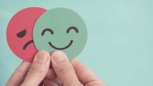 اختلال دوقطبی چیست و چه علائمی دارد + روش های درمان