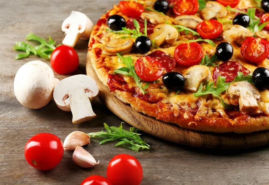 اسم انواع پیتزا: پیتزا سیسیلی