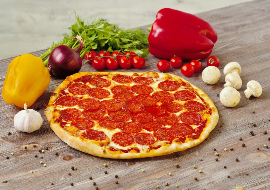 اسامی انواع پیتزا: پیتزا پپرونی