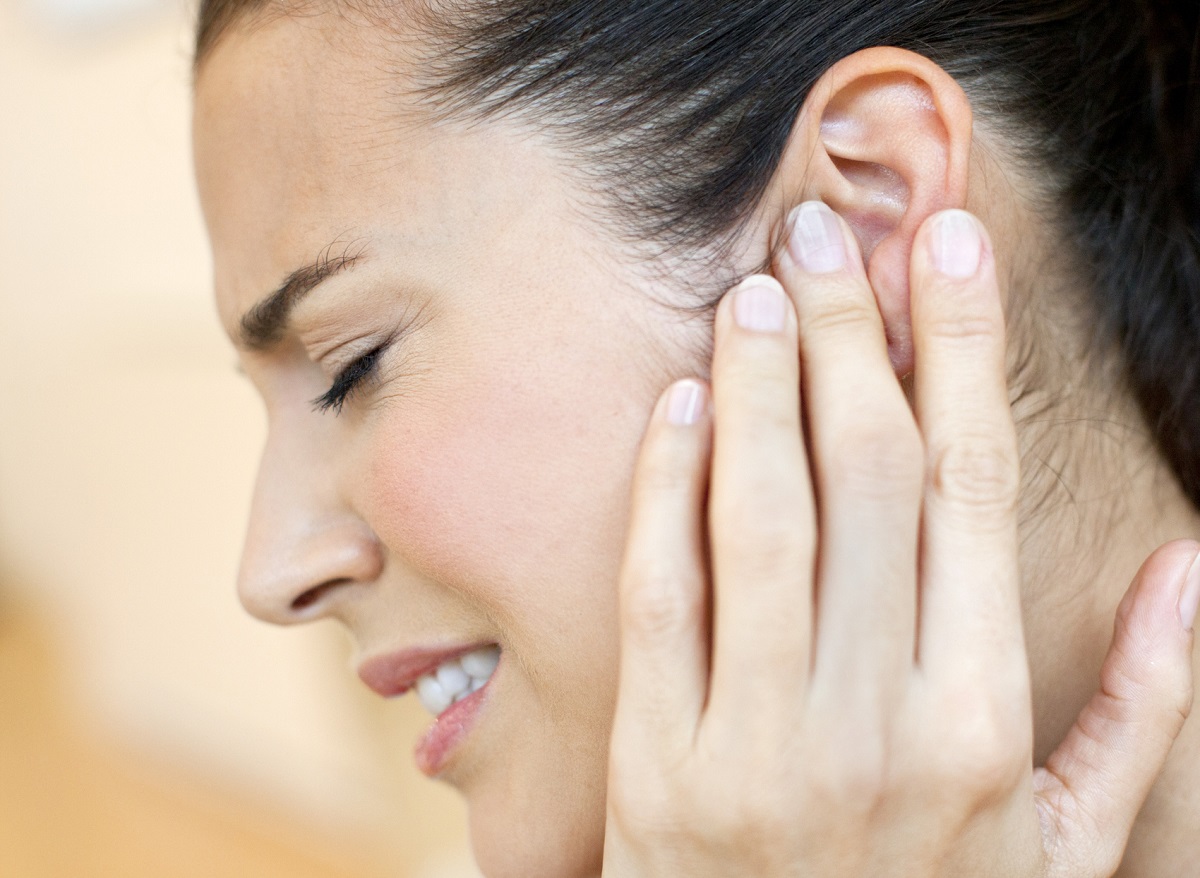 گوش درد نشانه چیست