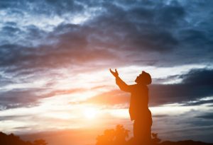 نماز باران چگونه و چند رکعت است؟ کی بخوانیم؟