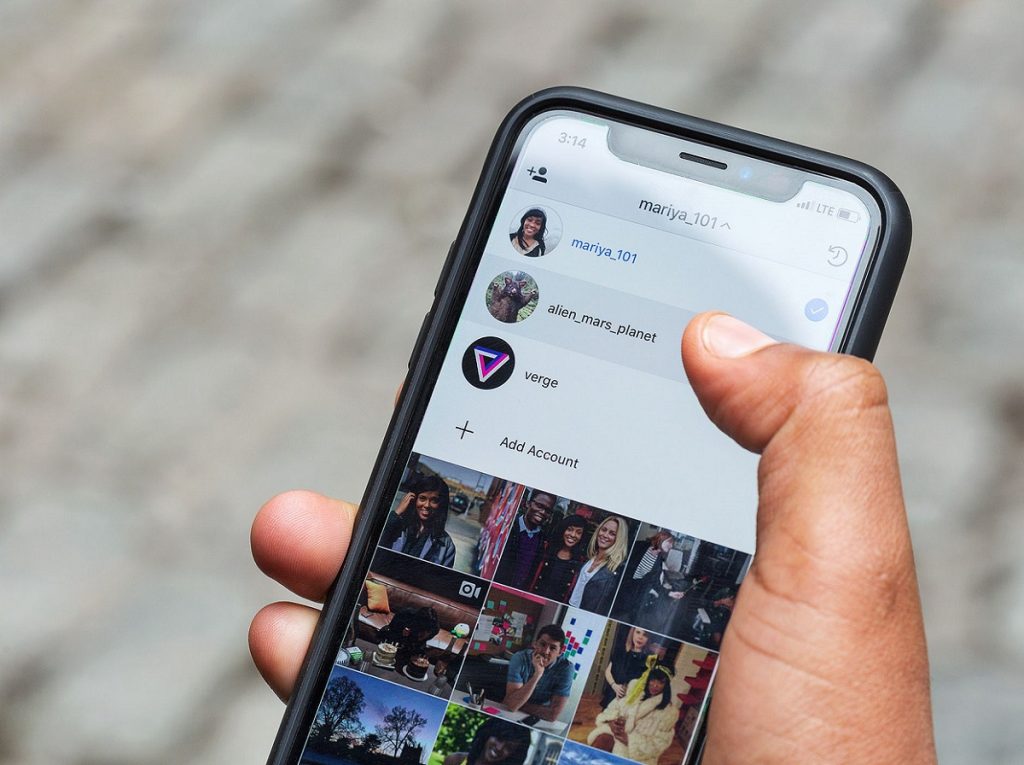 چگونه بفهمیم چه کسی پست اینستاگرام ما را به اشتراک گذاشته است