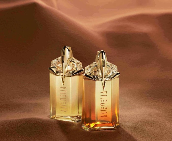 عطر تابستانی خنک و ملایم مناسب خانم ها