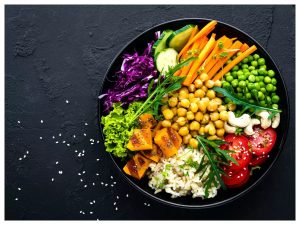 طرز تهیه چند نوع سالاد رژیمی برای شام که سیرکننده و پرخاصیت باشد (برای 1 تا 4 نفر)