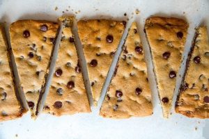 طرز تهیه شیرینی شکلاتی خوشمزه و آسان