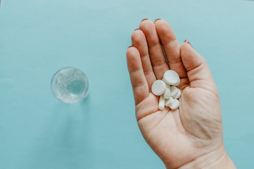 آیا قرص خواب مضر است؟ (عوارض قرص خواب)