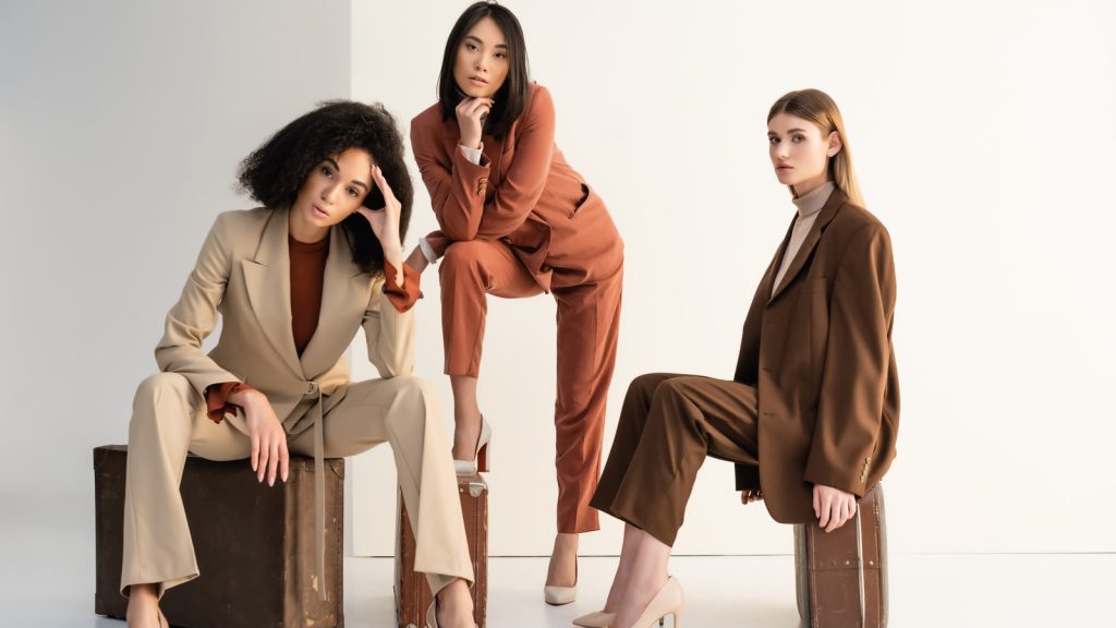 اسم برای پیج مد و استایل به فارسی و انگلیسی (شیک و جالب)