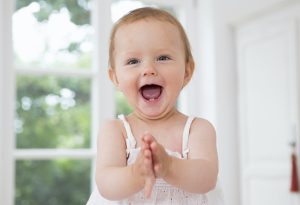 اسم دخترانه بین المللی همراه با معنی (جدید و شیک)