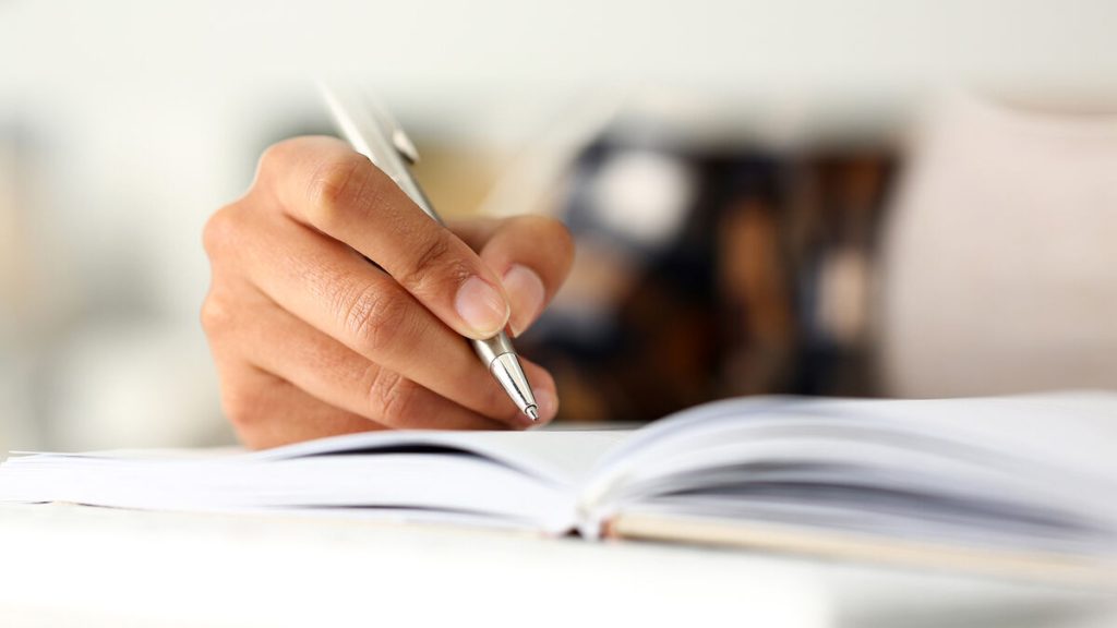 انشا درباره علم بهتر است یا ثروت برای تمام پایه ها