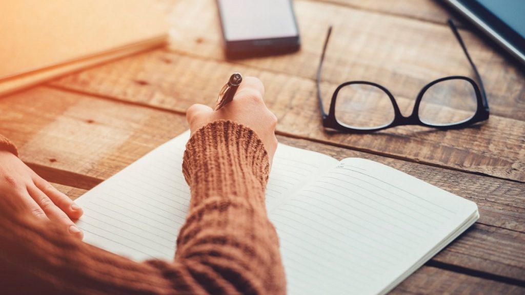 انشا در مورد شخصیت ظاهری و رفتاری یک فرد