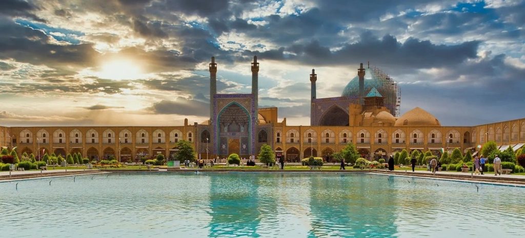 انشا کوتاه در مورد عشق به میهن