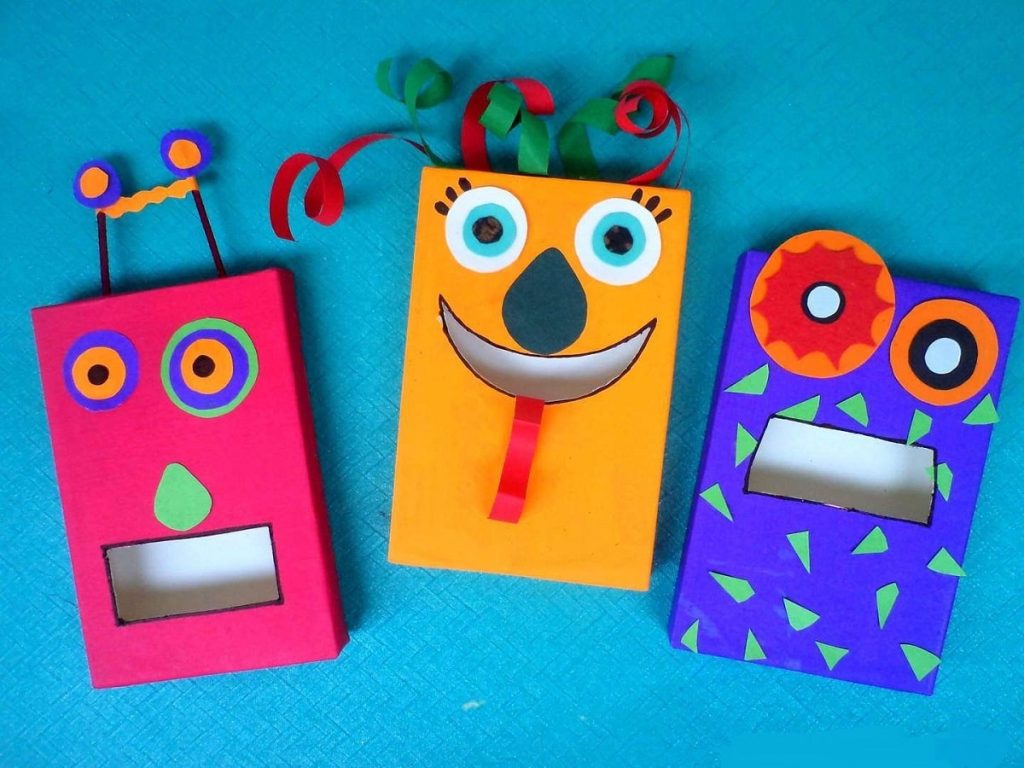 ساخت چند کاردستی با وسایل دور ریختنی