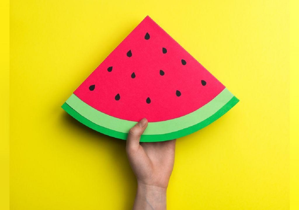 کاردستی شب یلدا با نمد، چوب بستنی و مقوا