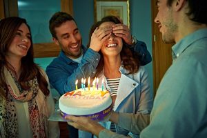 50 متن تشکر از همسر بابت سوپرایز، زیبا و عاشقانه