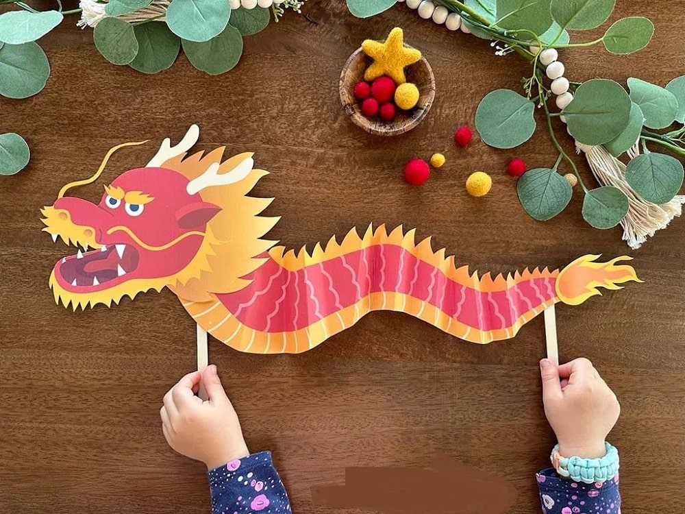 ردستی اژدها عید نوروز برای کودکان با مقوا 